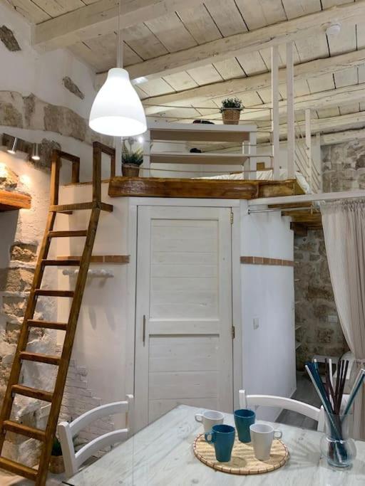 シラクーサLa Casa Di Martaアパートメント エクステリア 写真